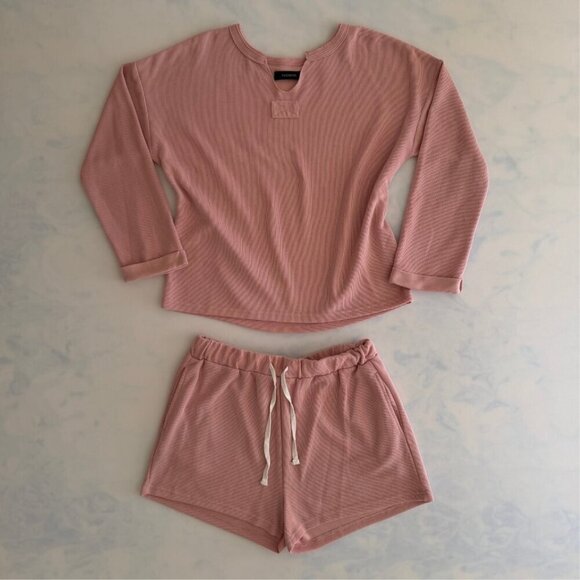Other - Dusty Pink Ribbed Long Sleeve 2 Piece Top & Drawstring Shorts Pajama Set
